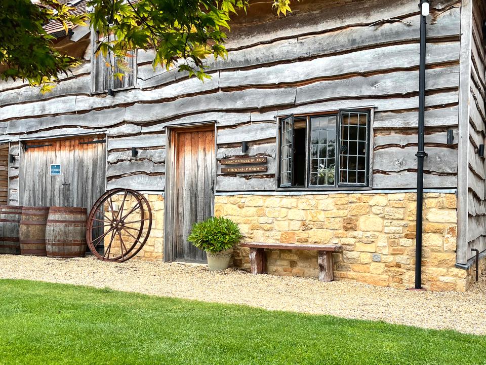 The back of the stable room.